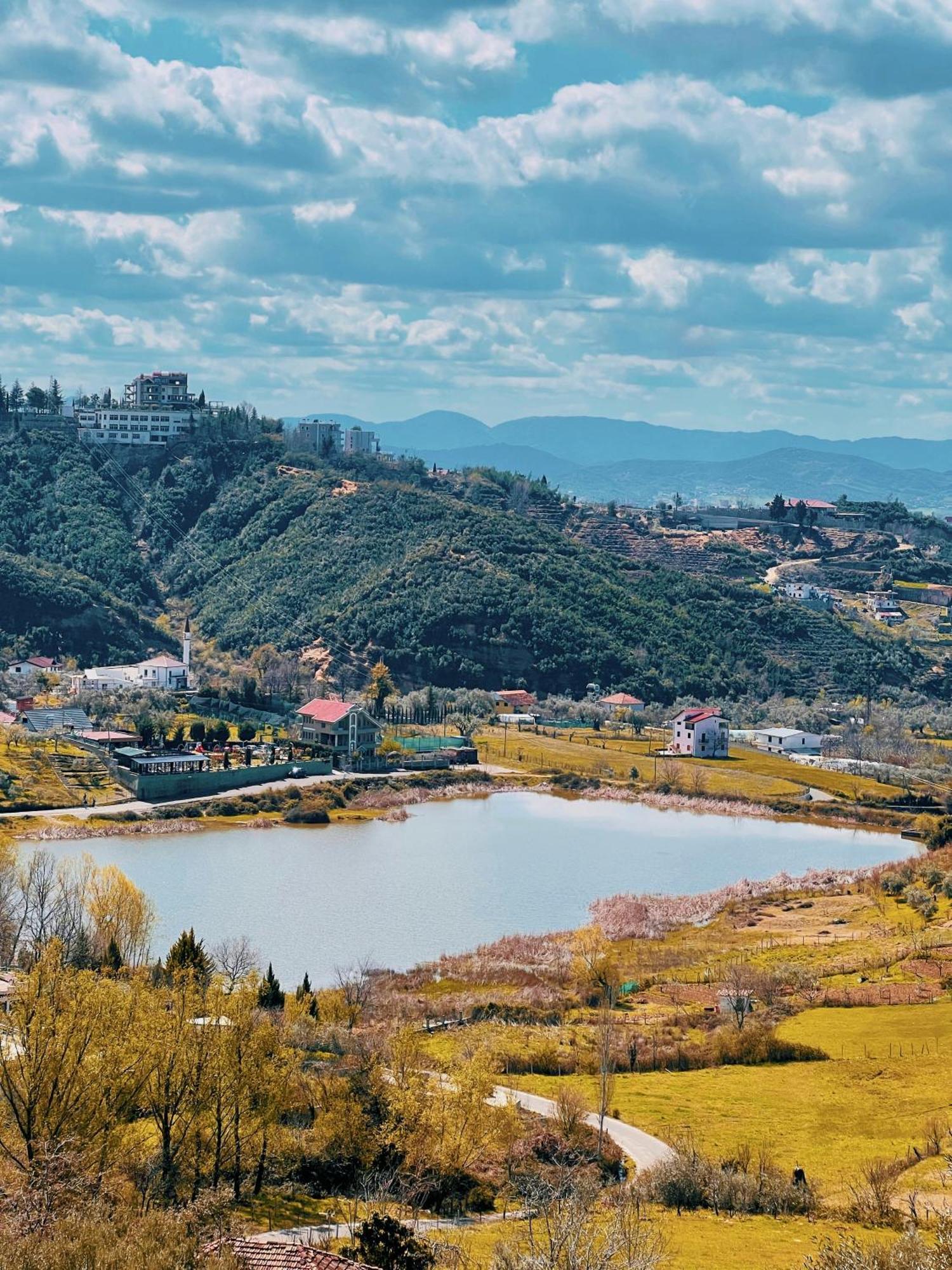 Chateau Fasel Tirana Eksteriør billede